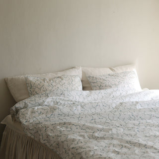 Secret Garden Print in Full/ Queen Duvet and Standard Pillowcase Set