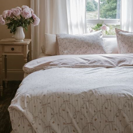 Bows & Butterfly Kisses Full/Queen Duvet Cover - Pink