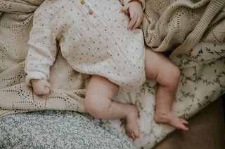 Baby sleeping on Gooselings blanket