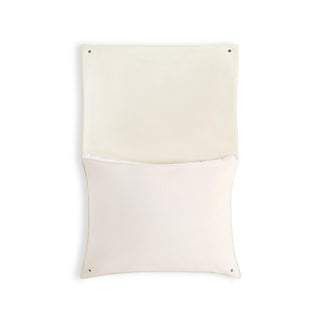 Open of the standard pillow packaging 