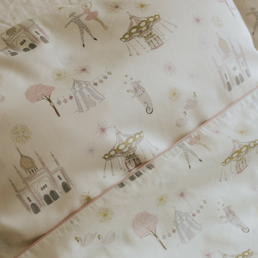 Adventures in Wonderland Standard Pillowcase Set in Rose