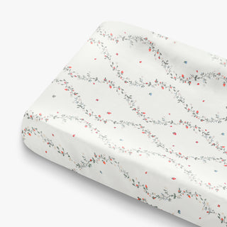 Botanical Berries Changing Cover in Ivory