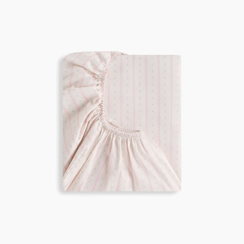 Petal Scallops in Pink folded