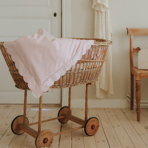 Scalloped Starlight Baby Duvet in Rose in crib