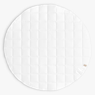 Picnic Gingham Play Mat in Green, Backside Solid White