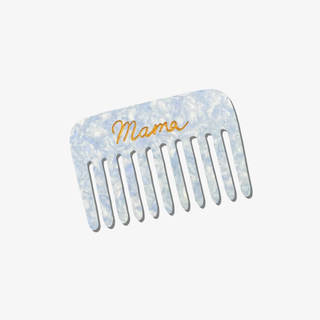 Baby blue small comb with 'Mama' engraving on a white background