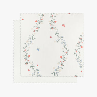 Botanical Berries Swatch in Ivory