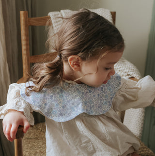 Winglet Bib on toddler girl