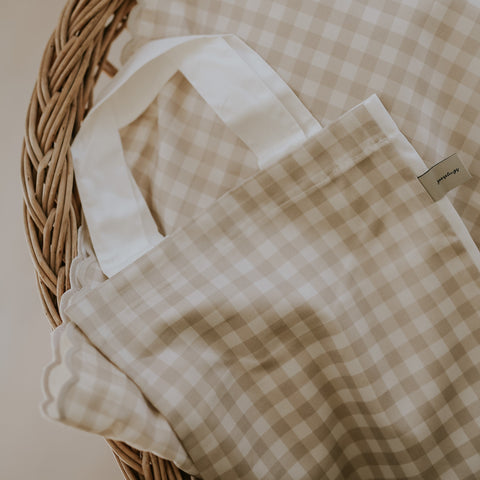 Printed tote on the Picnic Gingham Print in Beige in a basket
